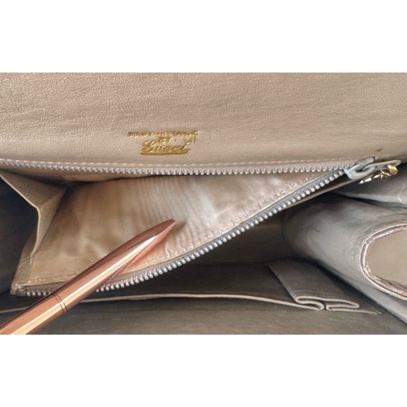 Certified Authentic Vintage Gucci Brown Croco Patent Leather Flap Bag, COA - Picture 9 of 14